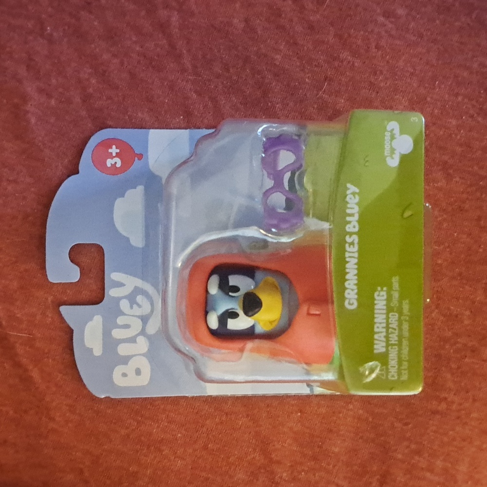 DISNEY Bluey Grannies Bluey Figure Toy